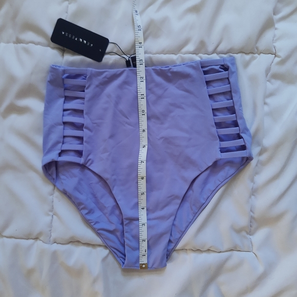 Lavender bikini bottom - Picture 2 of 7